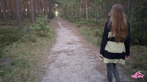 Sexy nymphomaniac in the forest made me cum in her mouth 2 - Mira Shark