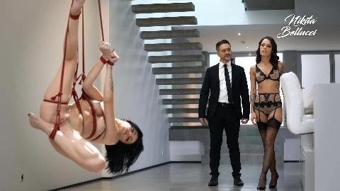 Nikita Bellucci #006