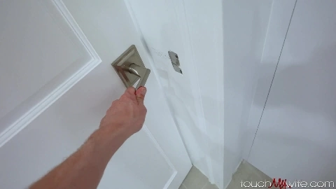 Lucky Anne Babe Why Does It Smell Like Sex - Touch My Wife