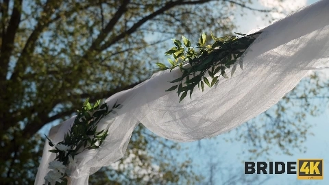 Bride 4K Liz Ocean Love Object