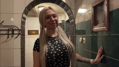 Lusty sauna administrator - Alexa Bunny