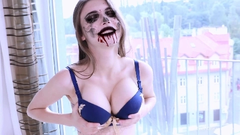 Mila Azul - Lordi - They Only Come Out At Night (Effects)