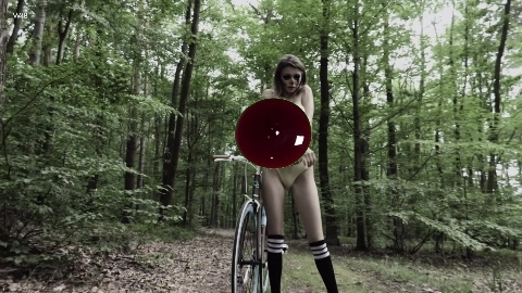 Mila Azul - Metallica - Broken Beat & Scared (Effects)
