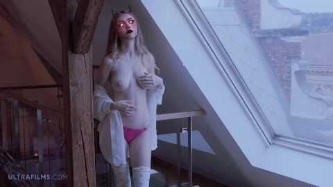 Mila Azul - Judas Priest - Some Heads Are Gonna Roll (Effects)