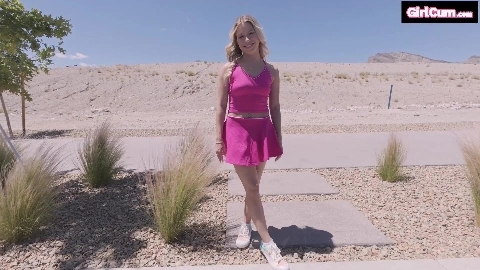 Summer Kline Car Zaps - GirlCum