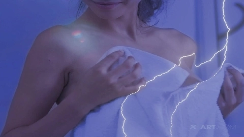 Mila Azul - Hammerfall - We Won't Back Down (Effects)