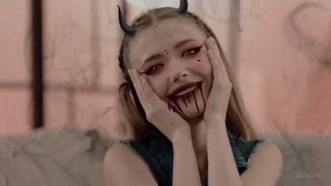 Mila Azul - Lordi - Dr. Sin Is In (Effects)
