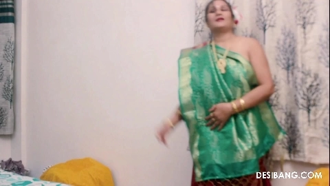 Desis Passionate Creampie Encounter - DesiBang