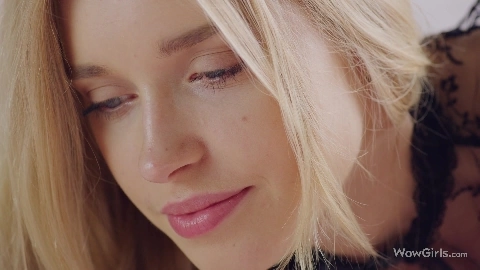 WowGirls - Freya Mayer - Fan Date