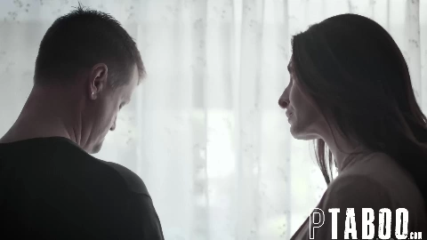 Jaye Summers, Silvia Saige In Careful What You Wish For