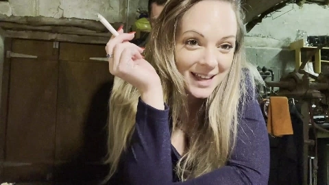Baise et Cigarette - Tiffany Leiddi