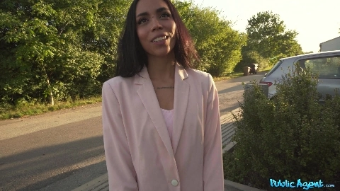 Violeta Grey - Public Agent