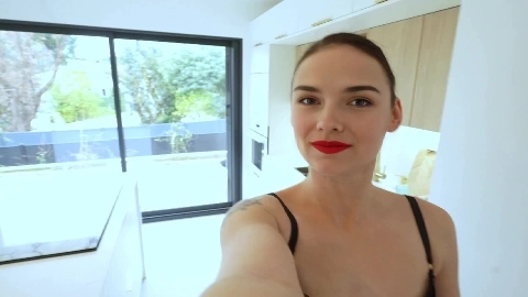 LolaYears Old From Agen - JacquieEtMichelTV