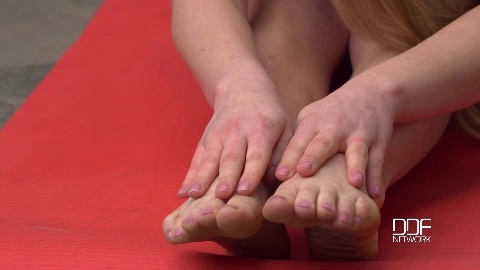 HotLegsAndFeet - Sensual Yoga - Mia Malkova 2