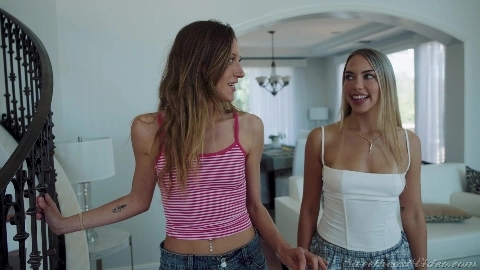 Khloe Kapri And Addison Vodka Live In Lesbians - SweetheartVideo