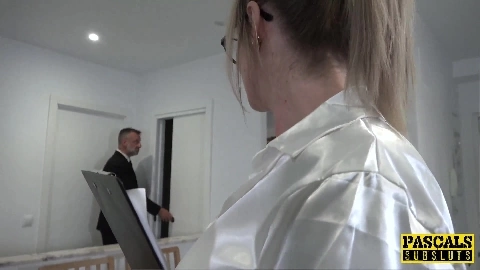 PascalsSubSluts - Lola Eastking - Gets Right To It