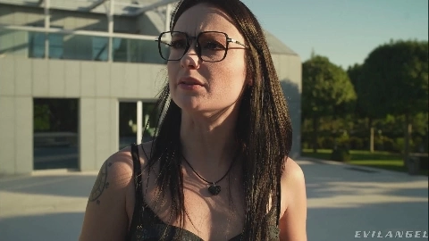 Alice Drake - EvilAngel