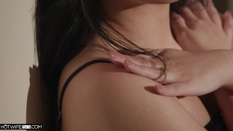 Suki Sin - HotwifeXXX