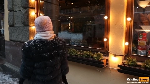 Public Blowjob He Cum In My Mouth In The Toilet In A Restaurant - Kristina Sweet