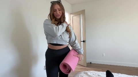 Householdfantasy - Skylar Snow - Naked Massage With Busty Step Mom