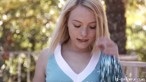 Cheerleaders Gone Bad 5 - Dixie Lynn