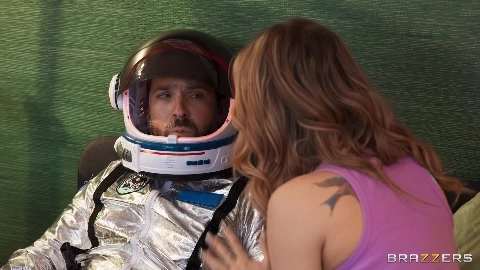 Anna Claire Clouds Stunt Hogs Part 2 - BrazzersExxtra