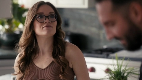 Katie Kush The Unassuming Type - BellesaFilms