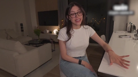 ManyVids - Ruth Lee - Handyman Neighbor Gets The Best TIP After Fixing My Apartment