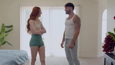Sexy Redheaded Cutie: Full-Body Flex Appeal
