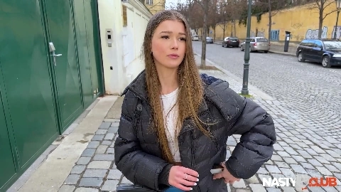 Olivia Sparkle 2 - LegalPorno