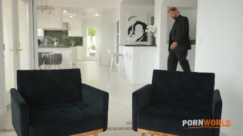 Erin Everheart - PornWorld