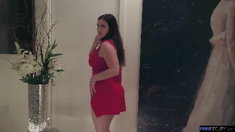 Sexy Blonde Teen Cutie: Horny Stepdaughter