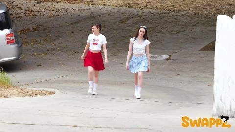 Celestina Blooms And Jade Valentine - DaughterSwap