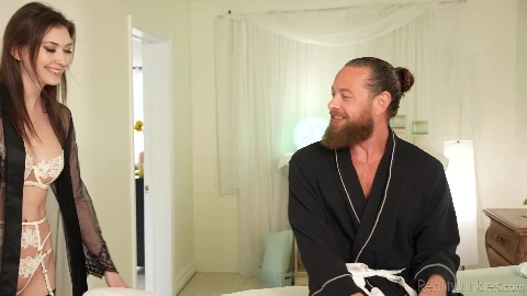 RealityJunkies - Angelina Diamanti - Massage Parlor