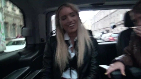 Sexy Blonde Teen Beauty: Horny School Girls