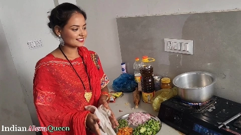 Sexy Hot MYLF Thicker Curvier Indian Bhabhi Cooking Food And Hardcore Sex With devar In My Room Anal Sex Cum on Anal Indian Queen