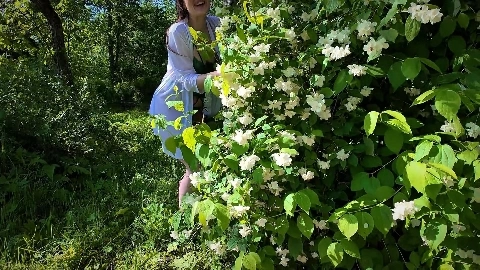 I Cheated on my GF with My Hot MILF Neighbor who Milked 3 Cumshots out of My Dick in My Garden - Mona Alex