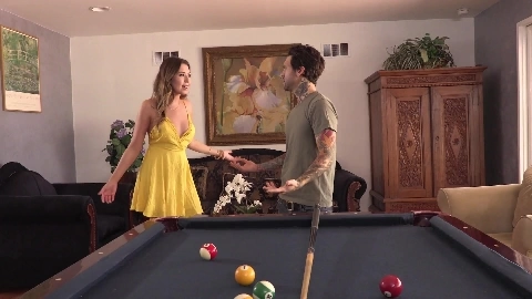 Family Hookups - MELISSA MOORE