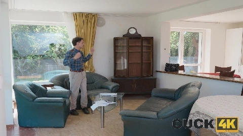 Megan Is Kissing - Cuck4k Anna Bella