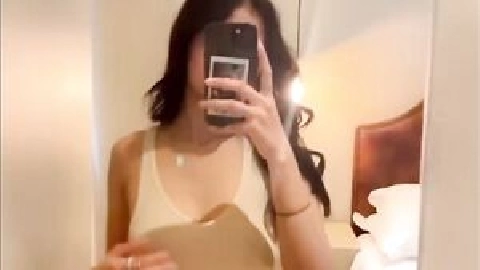hot indian chick shows her titties