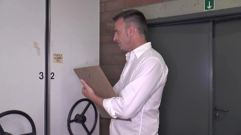 Mariska fucked in the archive room - Mariska, Pascal White