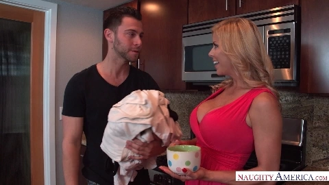 Alexis Fawx 2 - MyFriendsHotMom