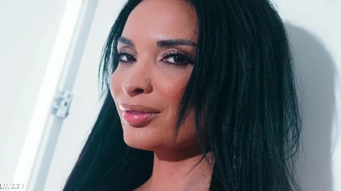 Vanna Bardot Anal 2026 - DarkkoTV