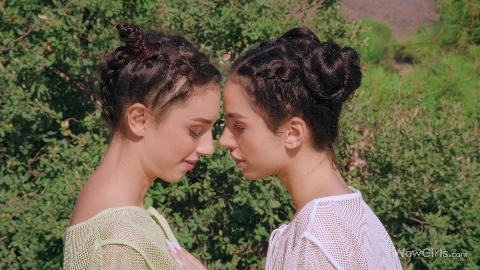 Kama Oxi And Shania Vegax Stunning Likeness - WowGirls