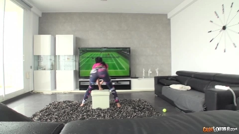 Julia De Lucia - POV
