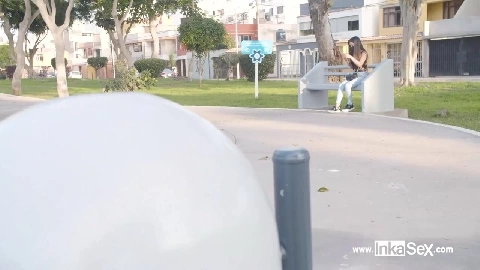 Peligrosa Petite - Inkasex