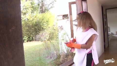 Horny Colombian maid Kathy Solis gets fucked and facialized by Alex Moreno