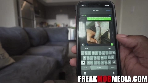 I Sent My Stepmom A Dick Pic By Mistake in HD - Violette Black