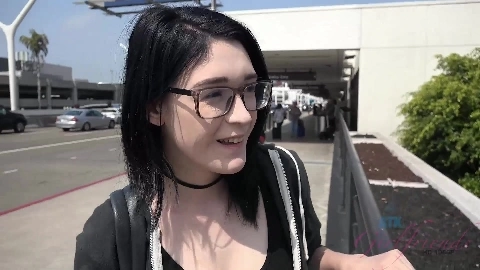 Ivy Aura - Creampie For Attractive Girlfriend