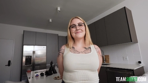 Gracie Wants It All - Gracie Squirts